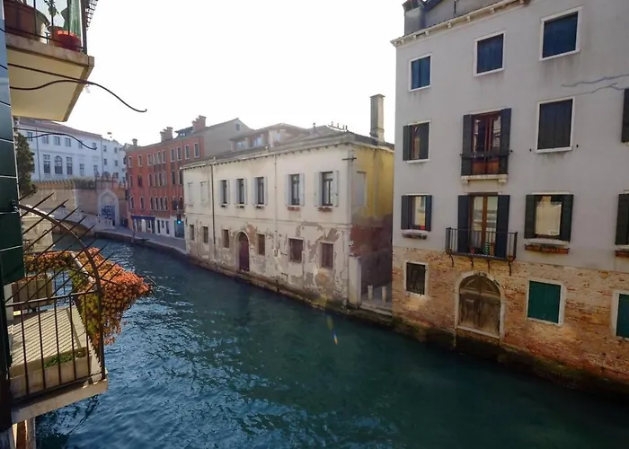 아파트 Rio Ca Foscari A San Pantalon 베니스