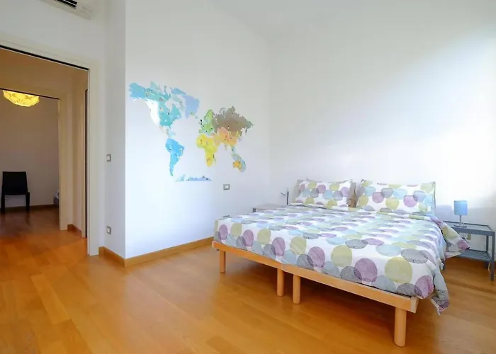 Rio Ca Foscari A San Pantalon ונציה