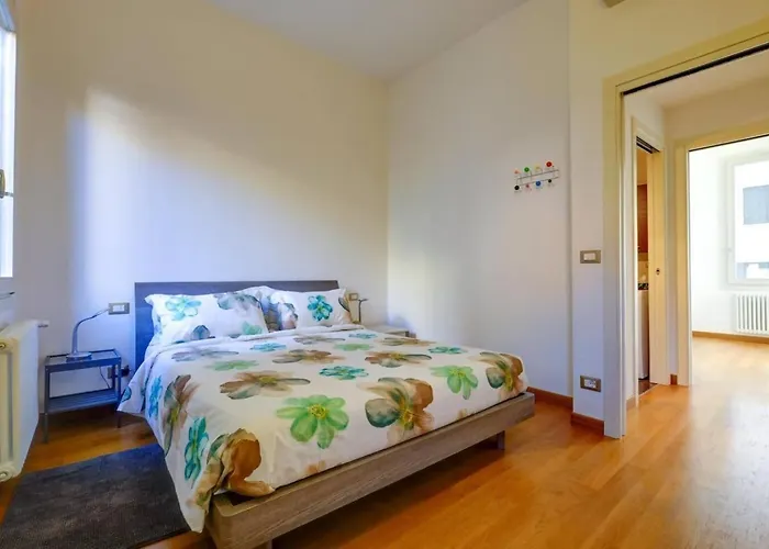 Rio Ca Foscari A San Pantalon ונציה